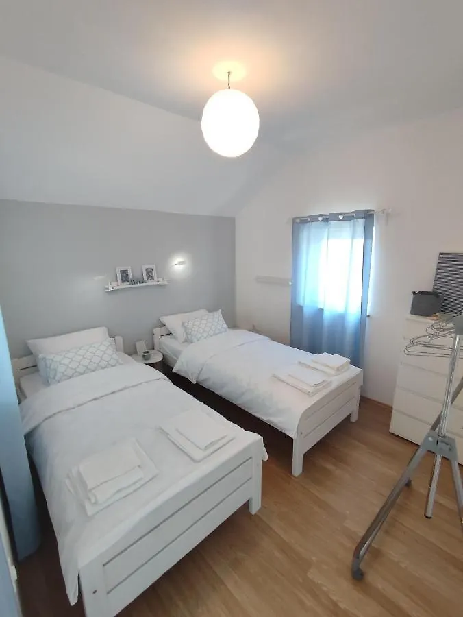 Apartman Podine, Krusevo Apartment